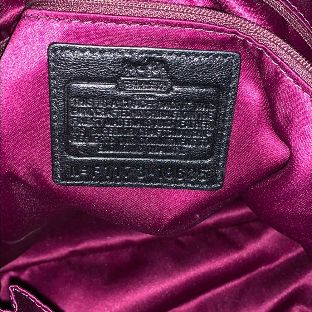 Purse - Picture 3 of 4